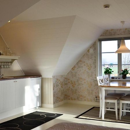 Bed and Breakfast Torsborgs Gard à Simrishamn Extérieur photo