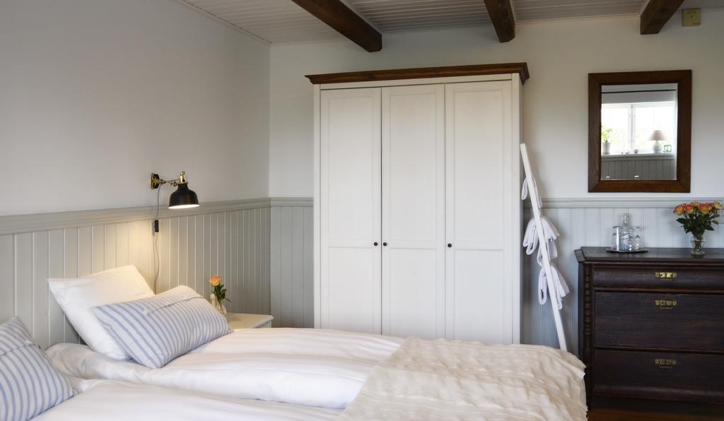 Bed and Breakfast Torsborgs Gard à Simrishamn Extérieur photo