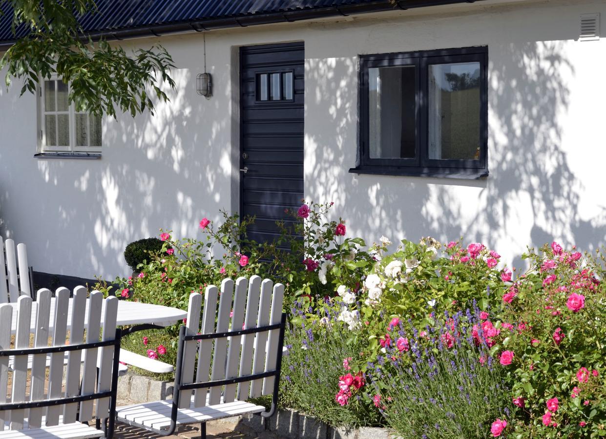 Bed and Breakfast Torsborgs Gard à Simrishamn Extérieur photo